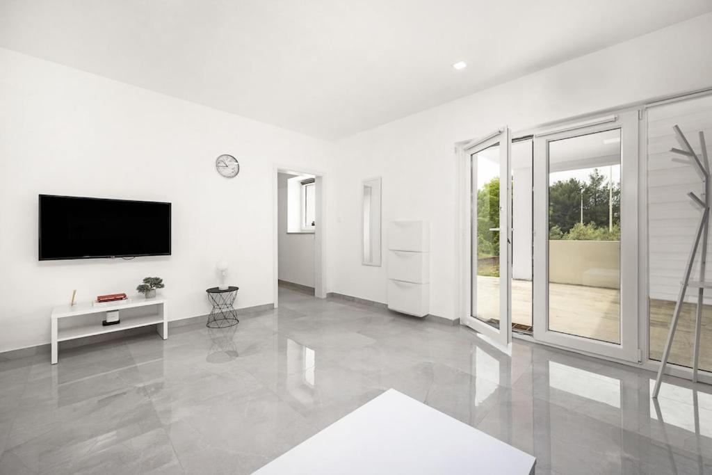 Apartment Olive Garden Near Pula 3 Km From Center And Only 4 Km From The Beach For 4 Persons 外观 照片