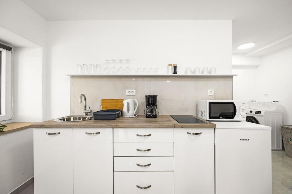 Apartment Olive Garden Near Pula 3 Km From Center And Only 4 Km From The Beach For 4 Persons 外观 照片